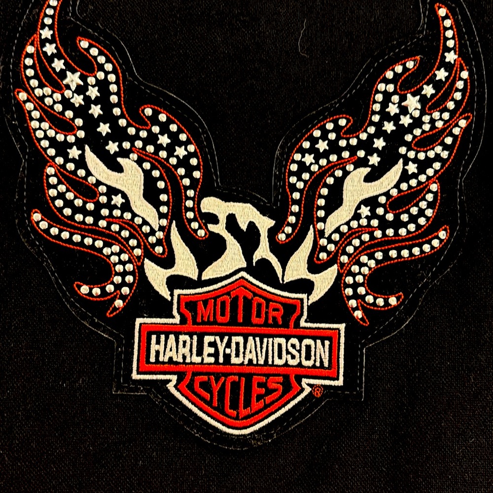 Harley Davidson women’s vest size medium. - Picture 7 of 8
